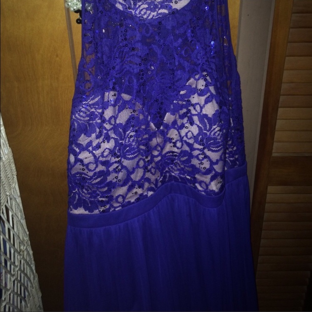 Formal Dress 16W